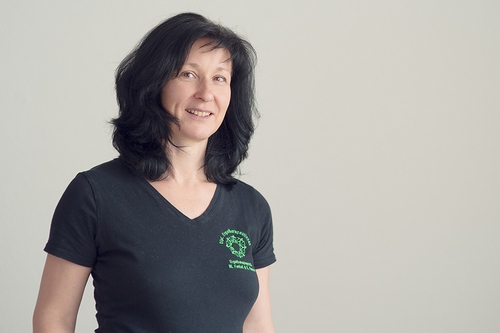 Carmen Lorenz Carmen Lorzenz Mitarbeiterin der Ergotherapie Forkel und Hamm
